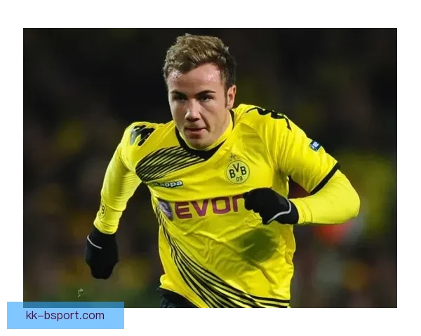 马夏尔加盟雅典AEK首秀闪耀完成职业生涯首粒进球